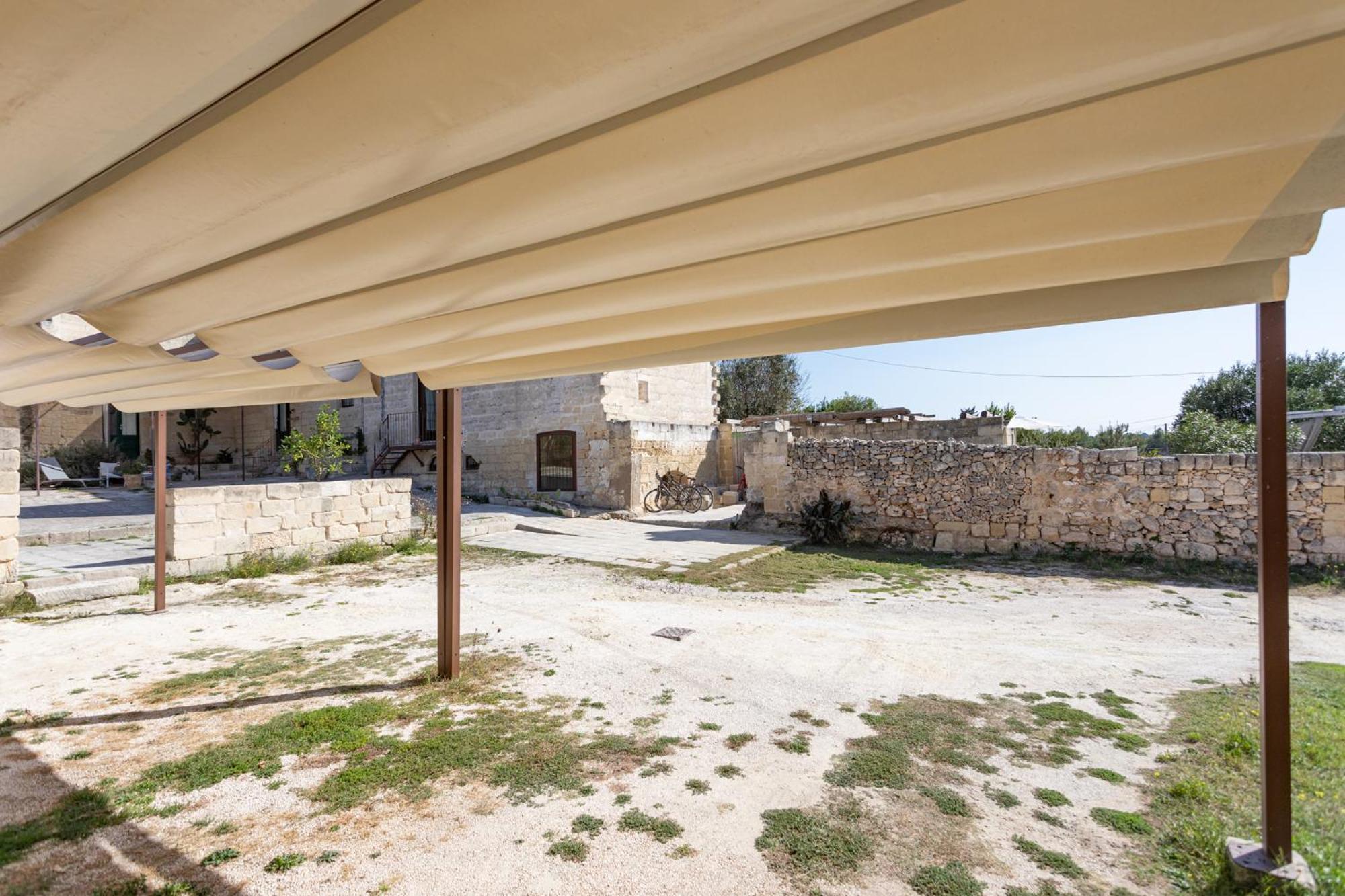 Masseria Torre Sant'Andrea メレンドゥーニョ エクステリア 写真
