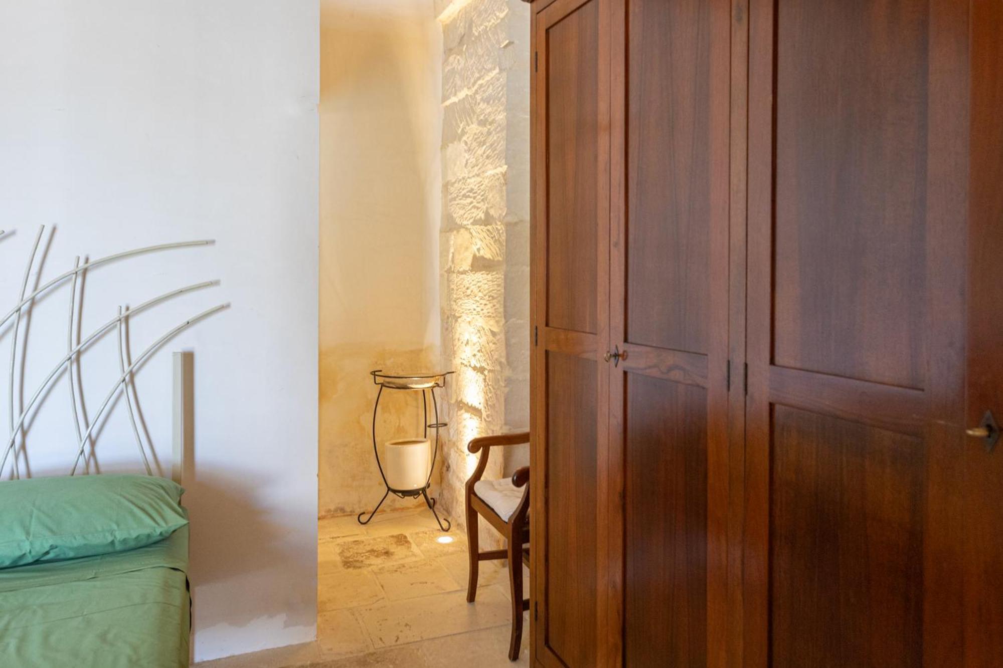 Masseria Torre Sant'Andrea メレンドゥーニョ エクステリア 写真